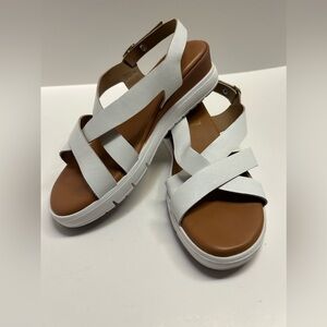 ANGELA AZZI Made in Italy White Strappy Leather Sandals! Women’s‎ Size 8